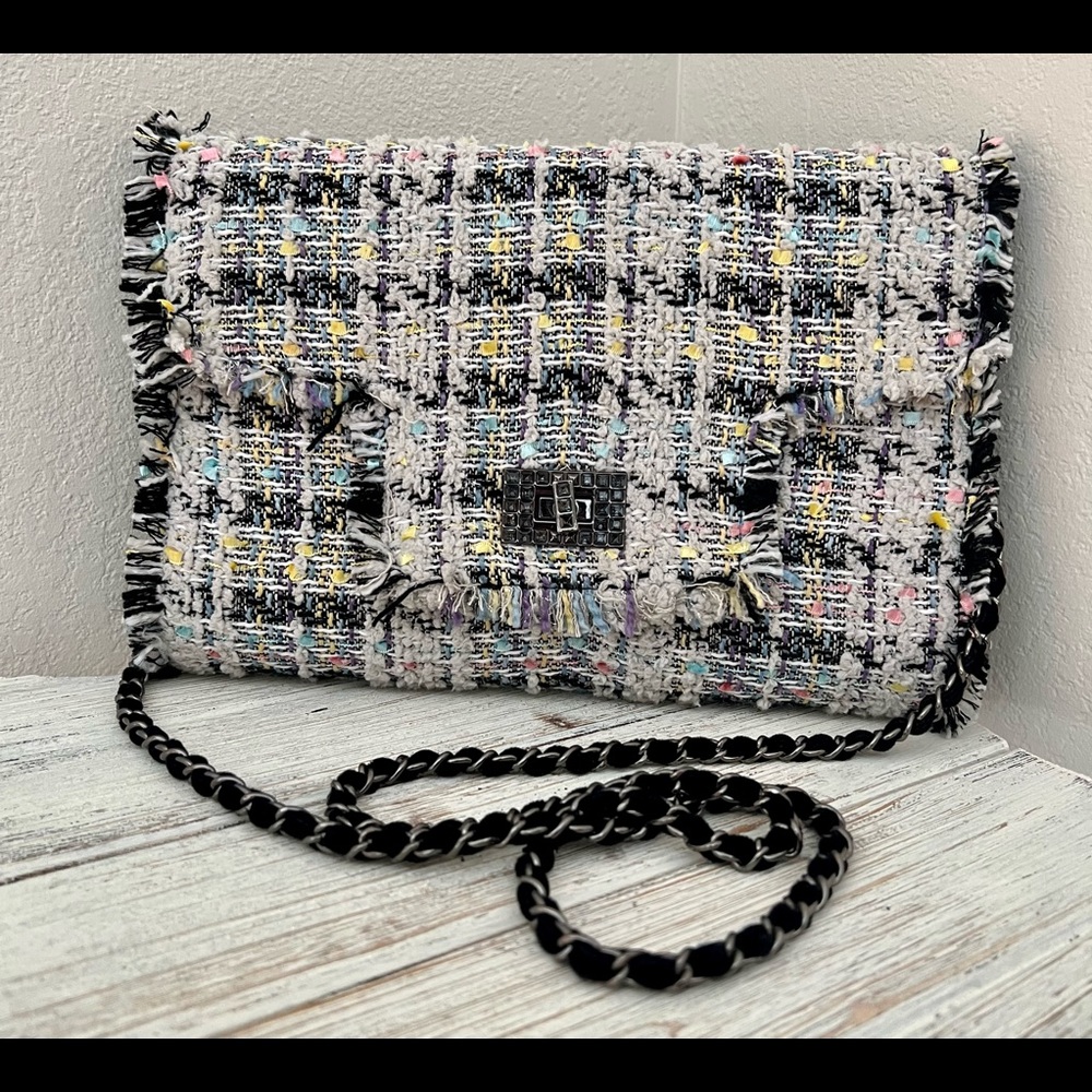 Crossbody purse